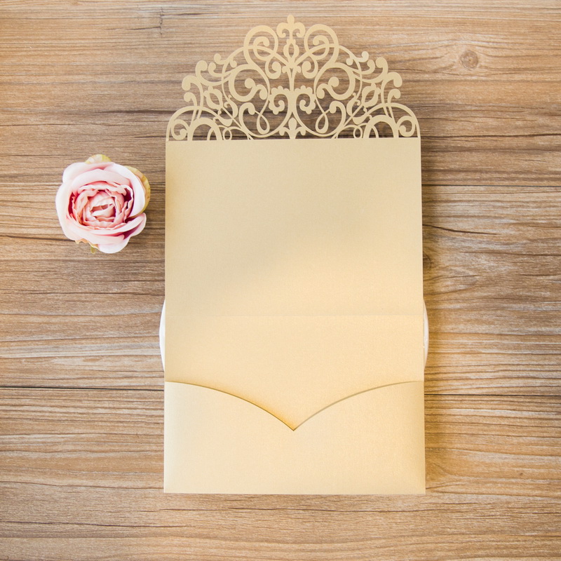 Lasercut Pocket Fold Einladungen zur Hochzeit WPFB2123 - zum Schließen ins Bild klicken