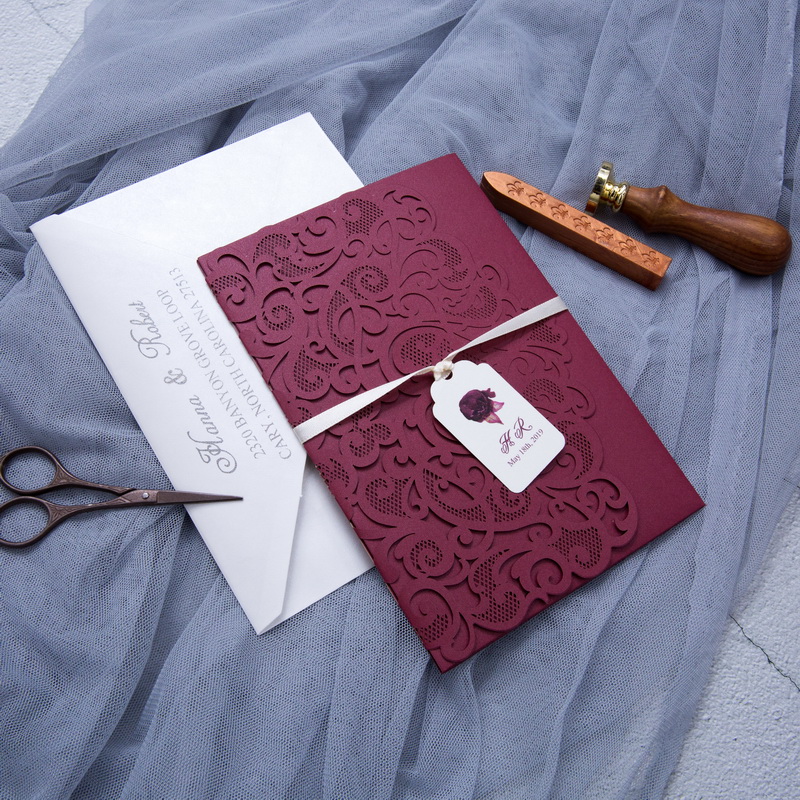 Lasercut Pocket Fold Einladungen zur Hochzeit WPFC2128 - zum Schließen ins Bild klicken