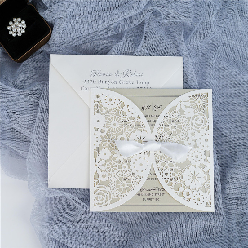 romantische Laserschnitt elfenbeinerne Hochzeitskarten mit Baendchen WPL0001 - zum Schließen ins Bild klicken