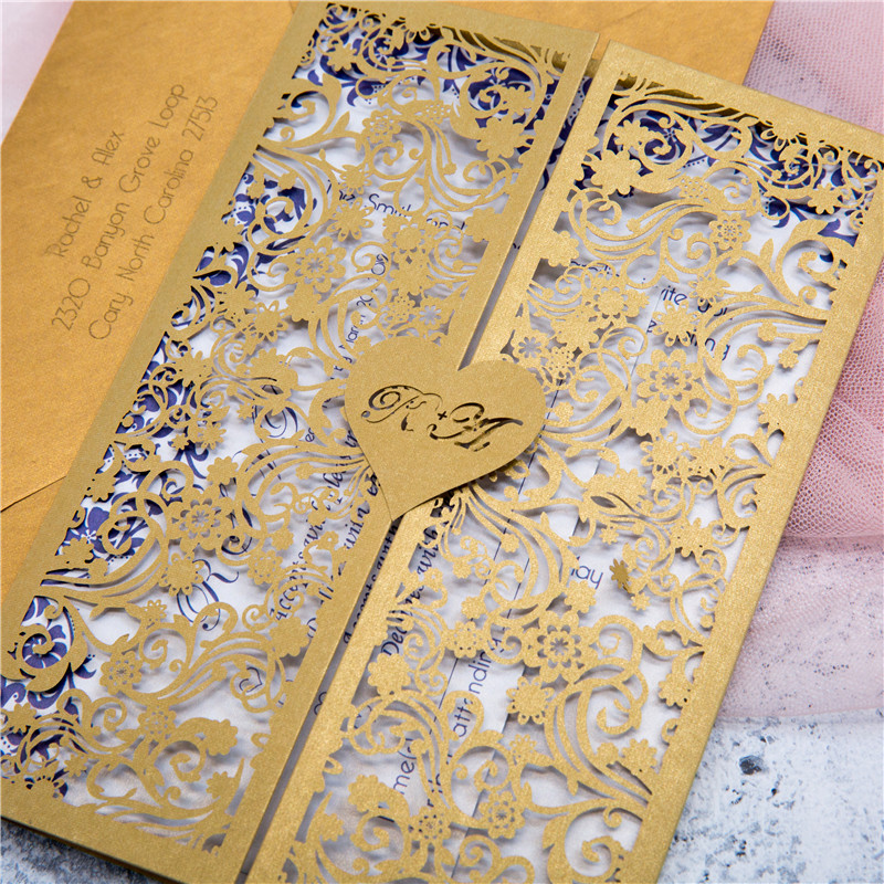 Lasercut Hochzeitskarte Herz mit Namen WPL0148