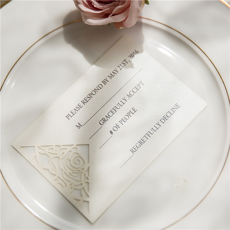 Klassische Rose Laserschnitt Hochzeitskarte WPL0152