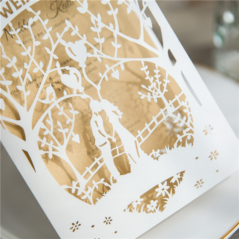 Lasercut Baum Brautpaar Hochzeitskarte mit Namen WPL0153