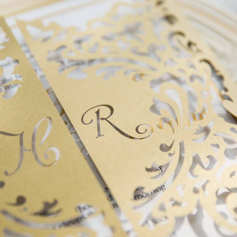 Quadratische Lasercut Hochzeitskarte mit Namen WPL0170